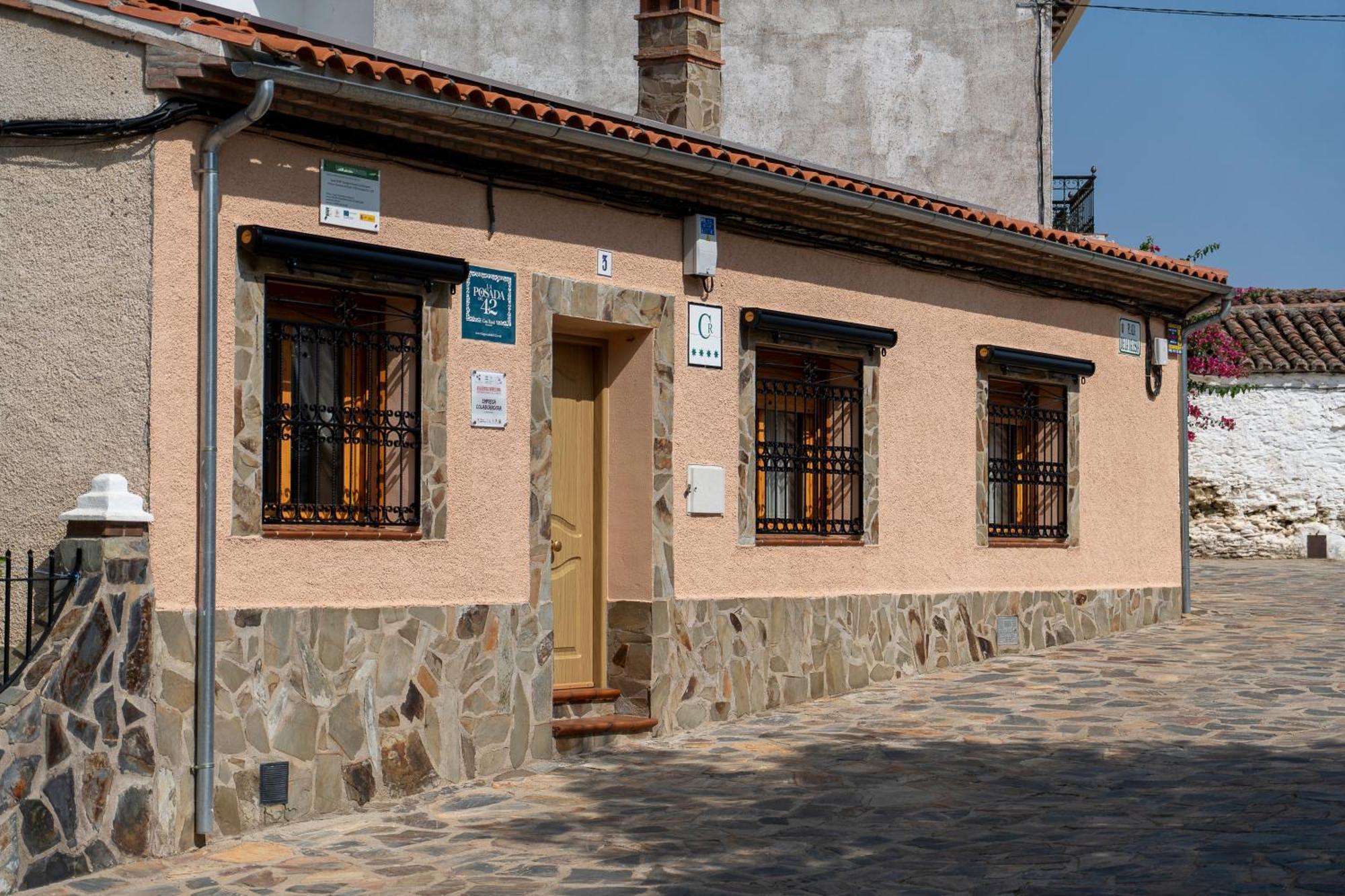 Casa Rural La Posada Del 42 Carrascalejo Eksteriør billede